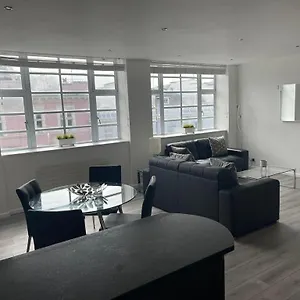 Apartment Modern Apartment, Amazing Location, Brighton