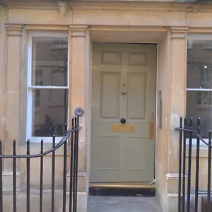Pass The Keys Stylish 2 Bed Eco Flat In The Heart Of Apartment Bath