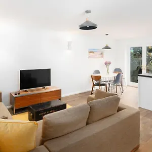 Holiday home Portland Street With Free Parking, Brighton